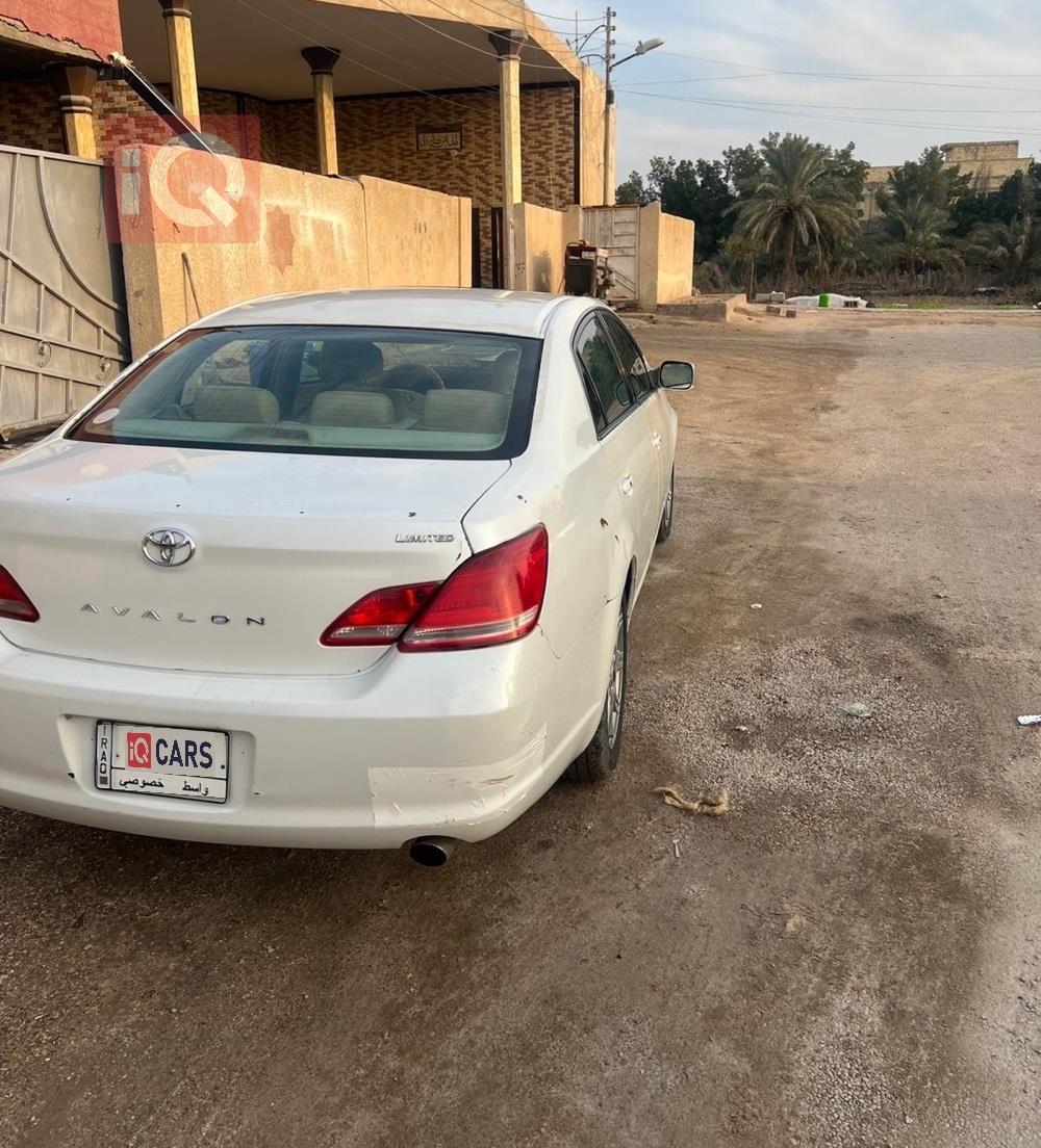 تويوتا أفالون